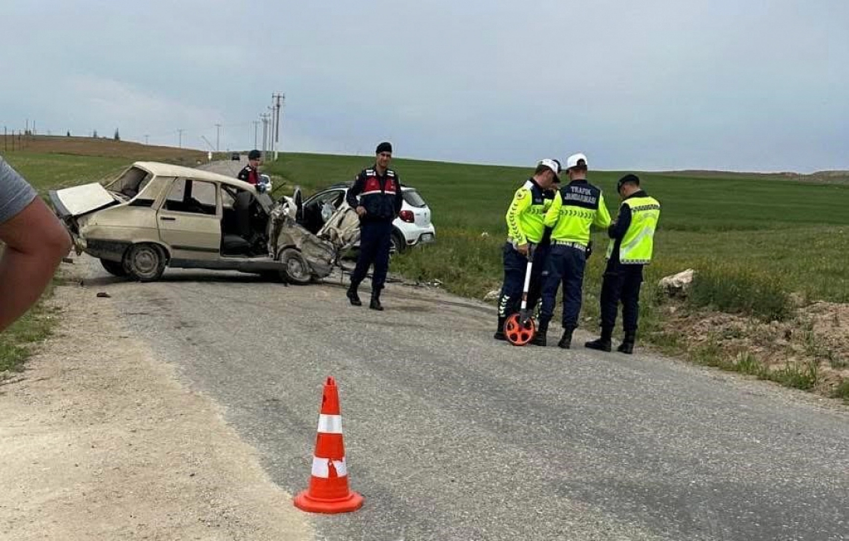 Feci trafik kazası: 1 ölü, 3 yaralı