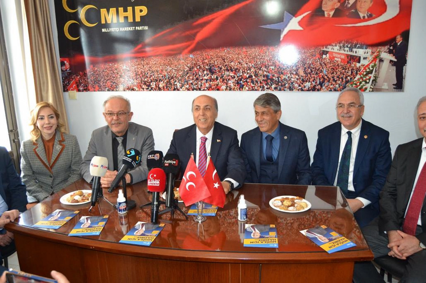 Başkan Adayı Ayaydın'dan, MHP İlçe Teşkilatına Ziyaret