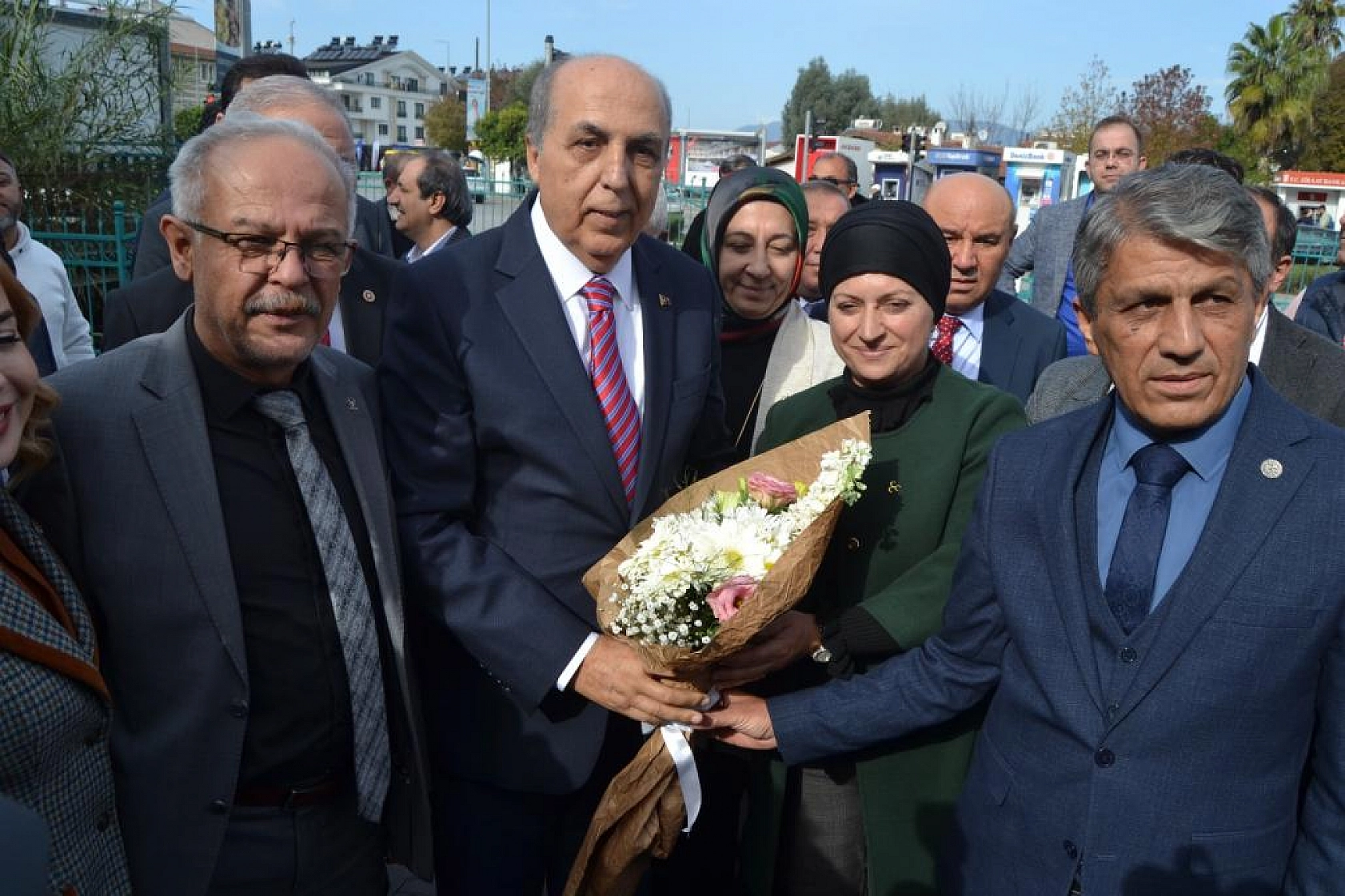 Başkan Adayı Ayaydın'dan, MHP İlçe Teşkilatına Ziyaret