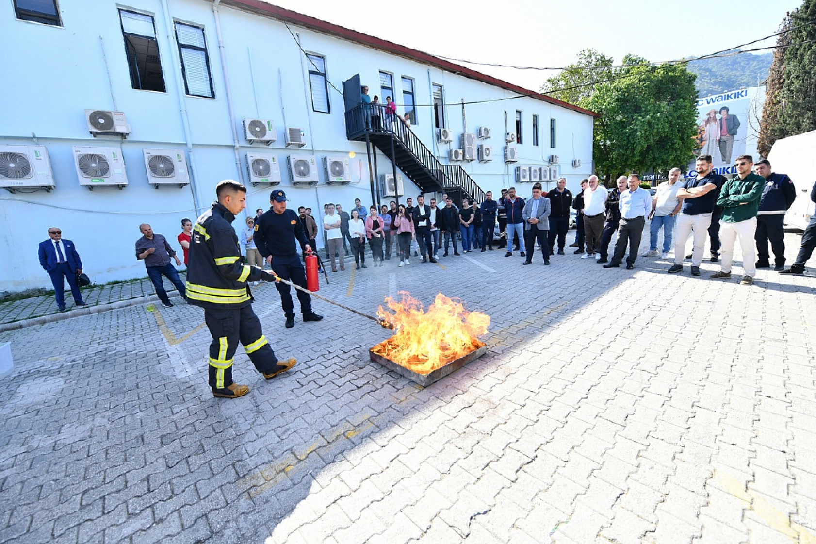 Fethiye Belediyesi Personeline Yangın Tatbikatı ve Eğitim