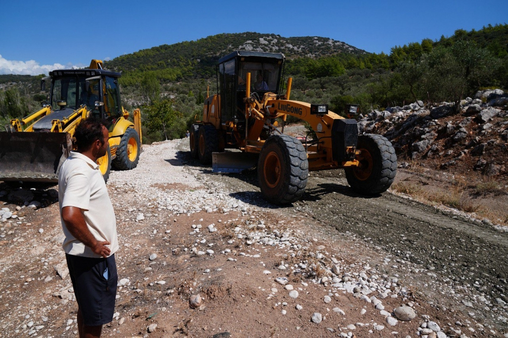 Seydikemer'de Stabilize Yollara Kış Bakımı