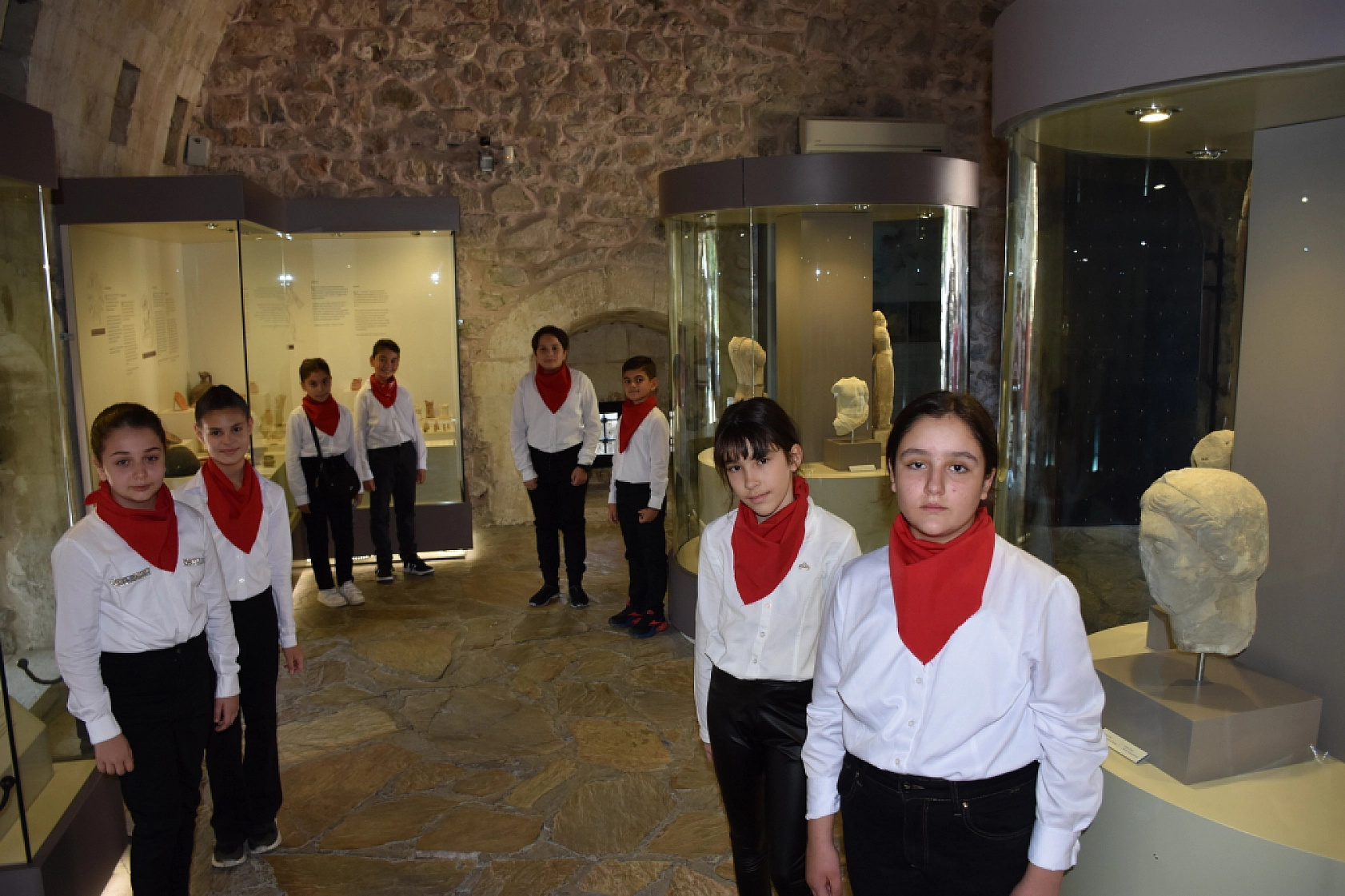 Öğrenciler kültür varlığı kaçakçılığıyla mücadeleye dikkati çekti