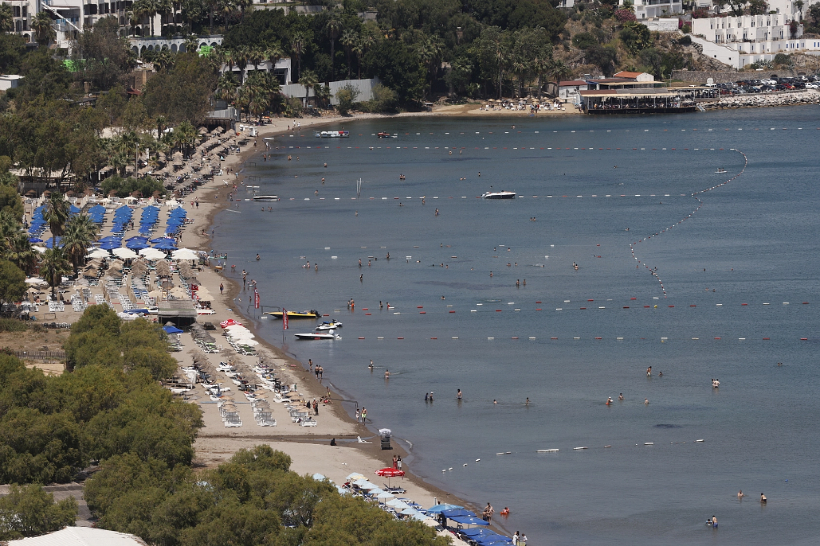 Muğla sahillerinde bayram tatili hareketliliği yaşanıyor