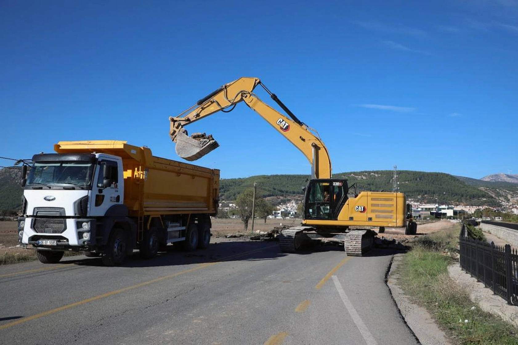 Otogar yolu dört şeride çıkıyor