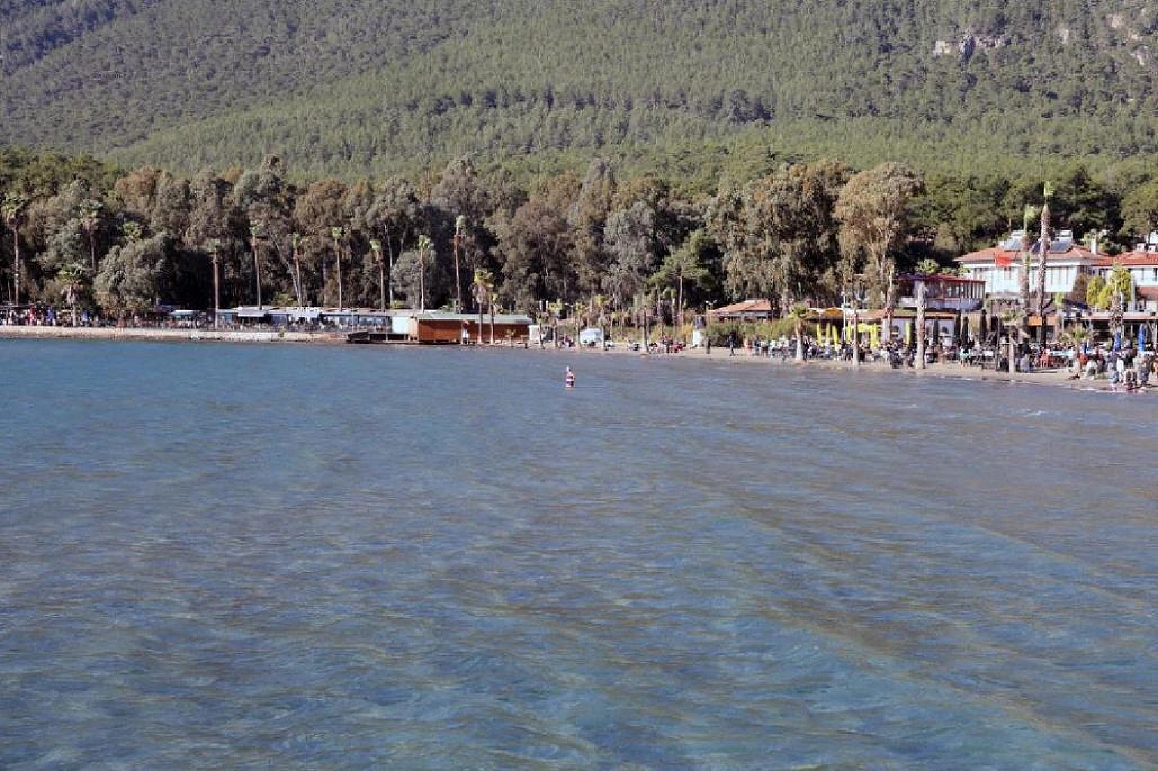 Sahillerde yazdan kalma günler