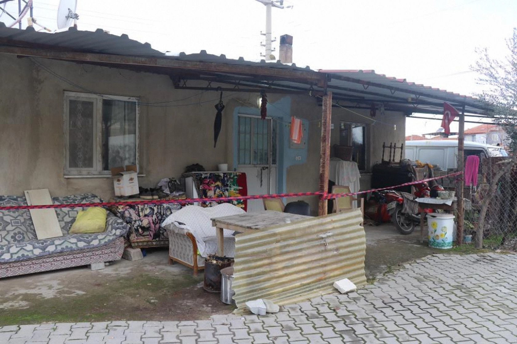 Pencereden Açılan Ateşle Cinayet: Adam Hayatını Kaybetti