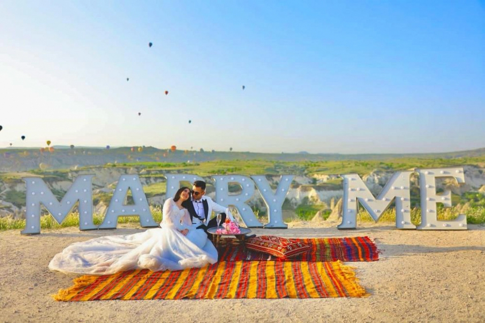 Helikopter kazasında şehit olan askerin eşine bıraktığı videolu son mesaj yürekleri dağladı