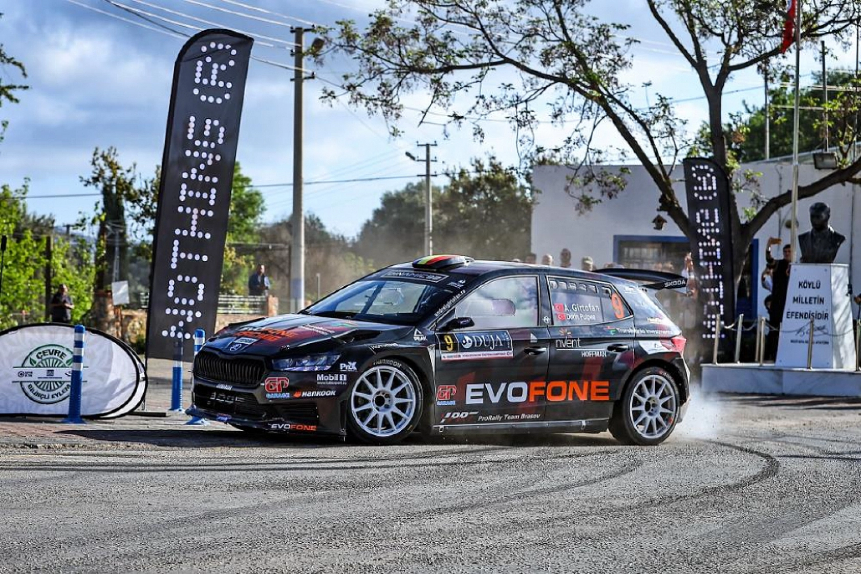 Hız tutkunları Bodrum'da nefesleri kesti