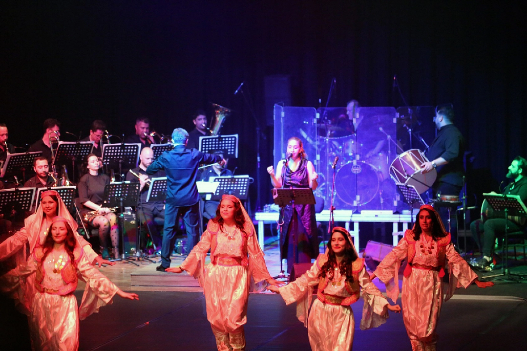 Muğla'da kültür ve sanat 'Bi Dünya Dans' ile buluştu