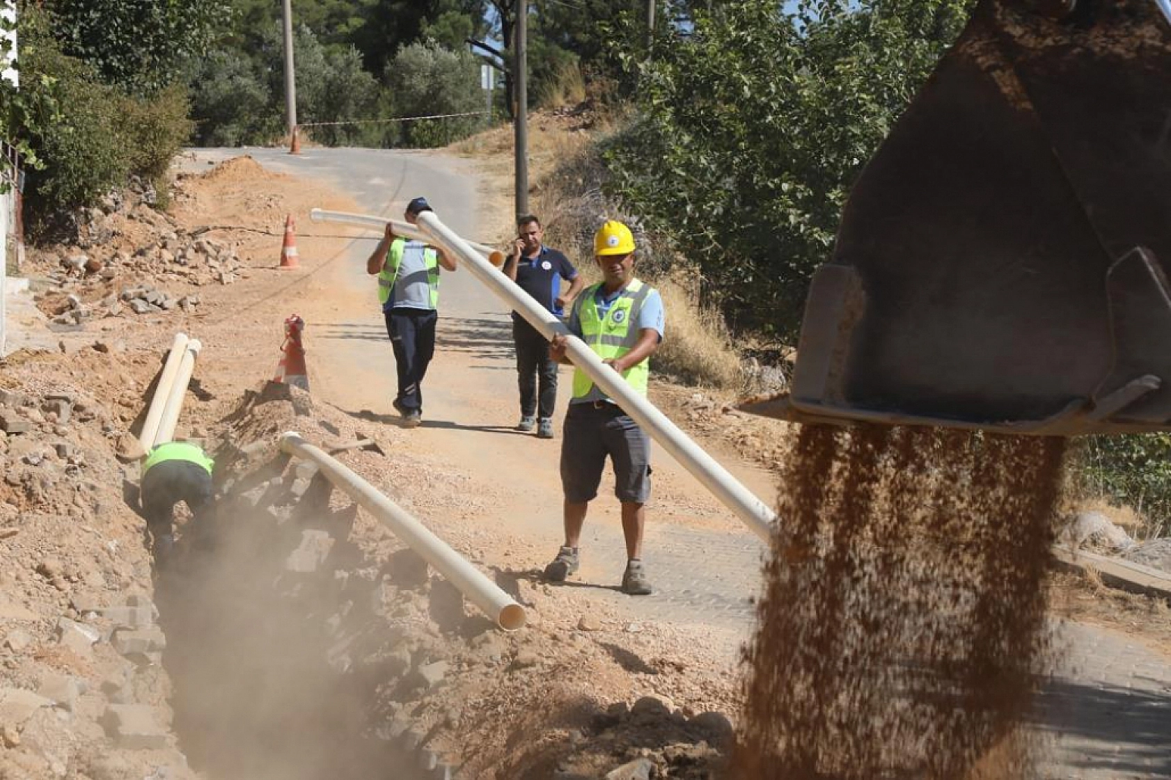 Menteşe Derinkuyu'da içme suyu şebeke hattı yenileniyor
