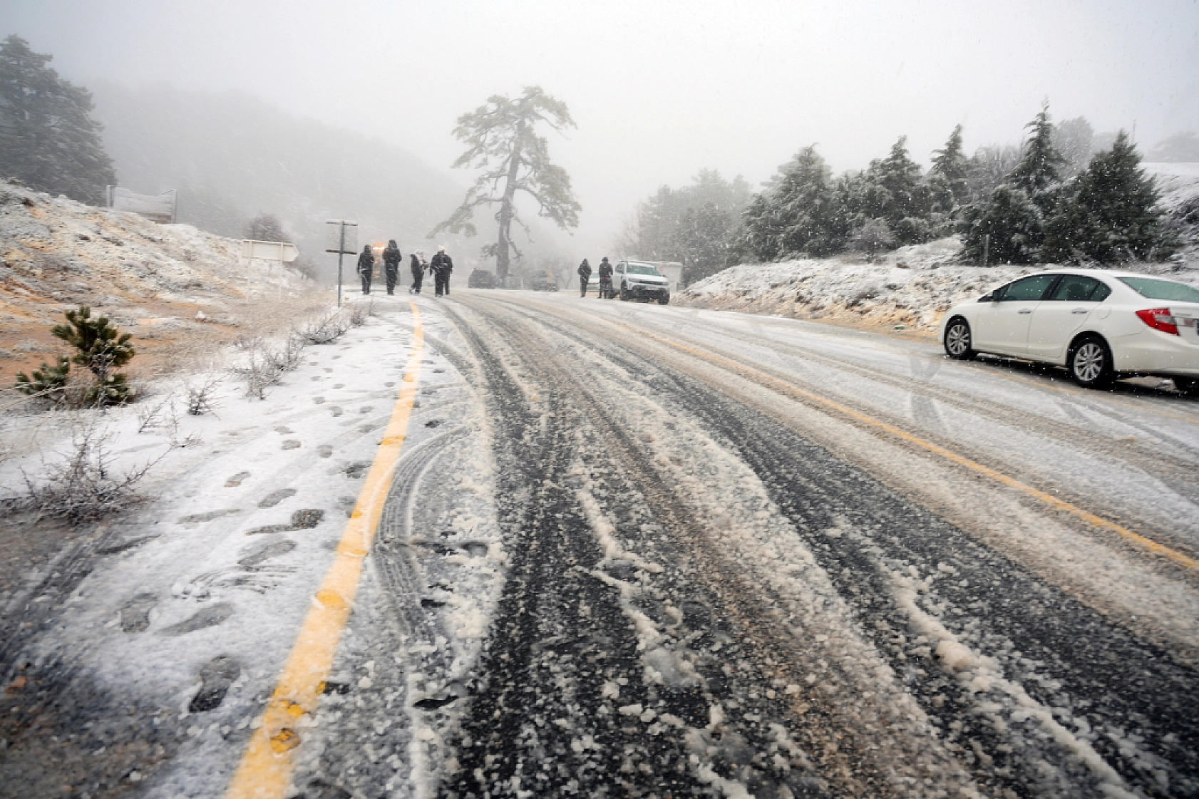 Muğla'nın yüksek kesimlerinde kar yağışı etkili olmaya başladı