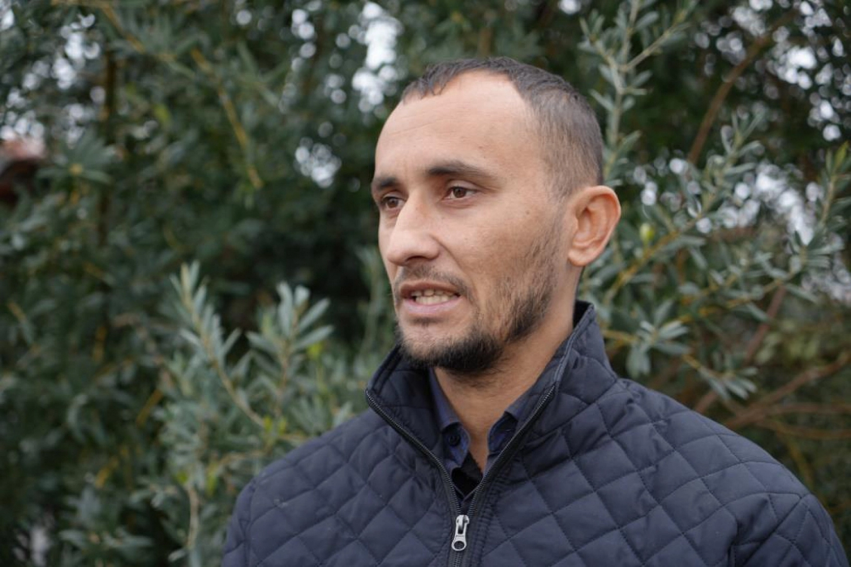 Annenin iki gündür endişeli bekleyişi gözyaşlarına döndü