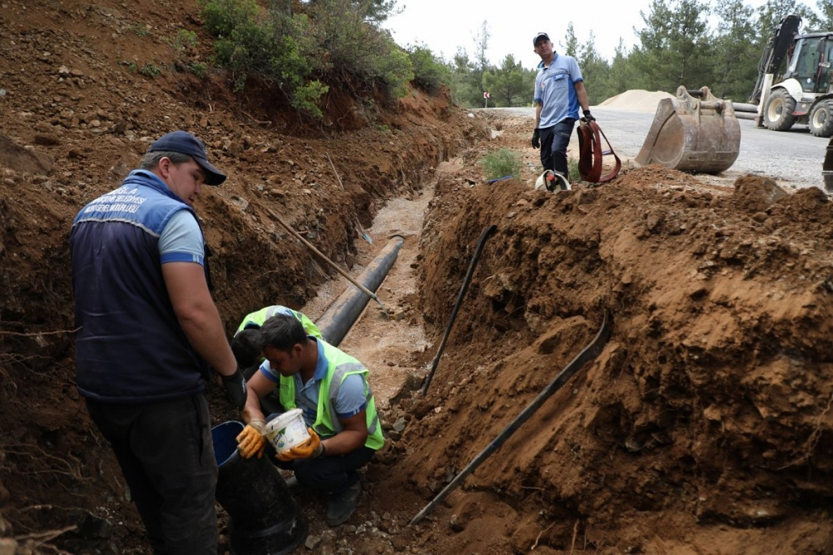 Menteşe'de İçme Suyu Hattı Yenileniyor