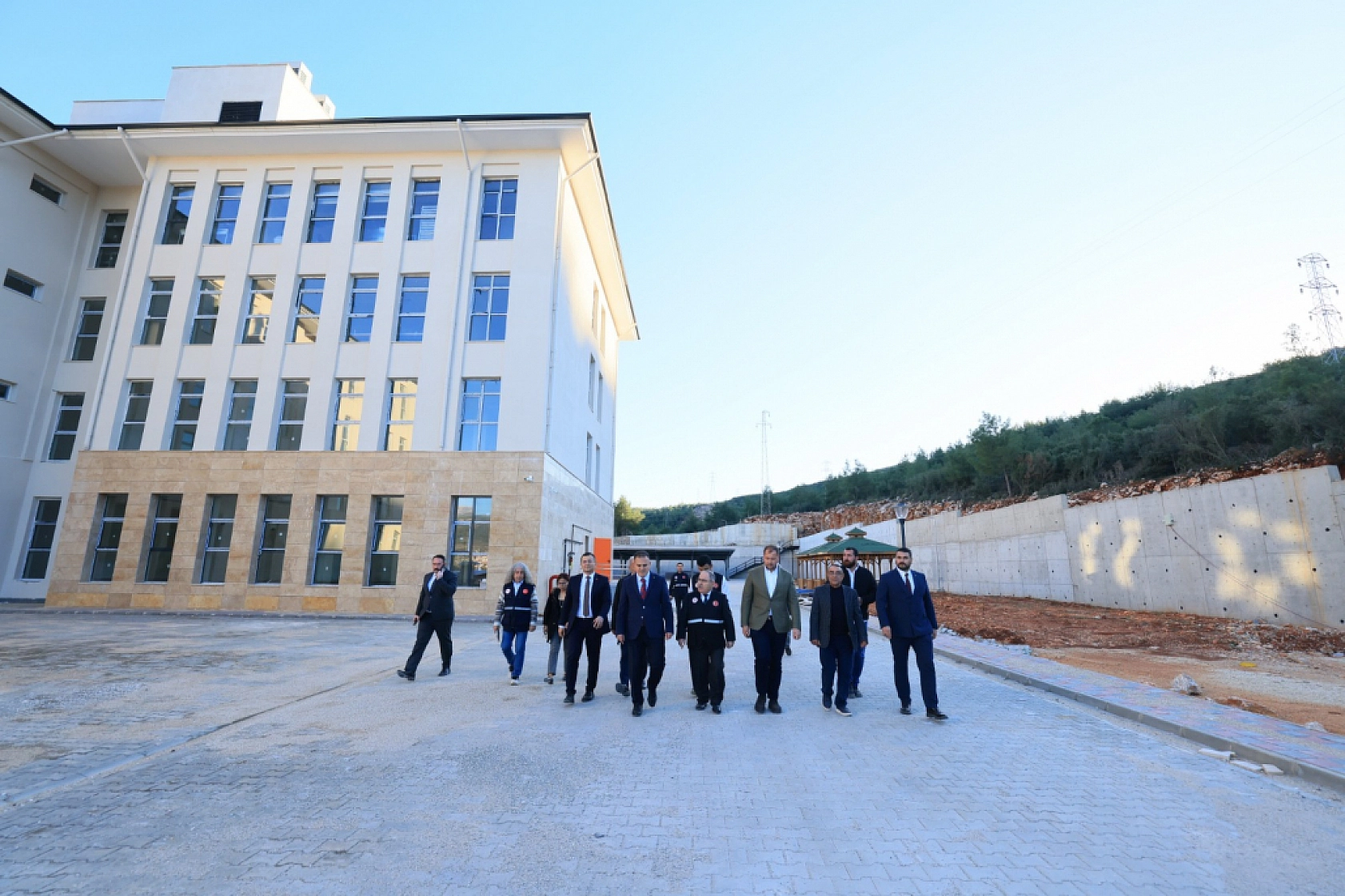 Muğla Valisi Akbıyık, Yeni Hizmet Binasında İncelemelerde Bulundu