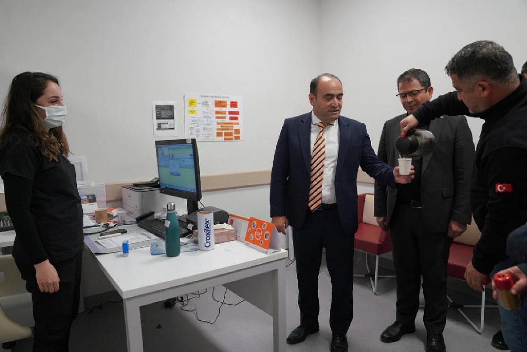 Başkan Akdenizli'den İçleri Isıtan Davranış