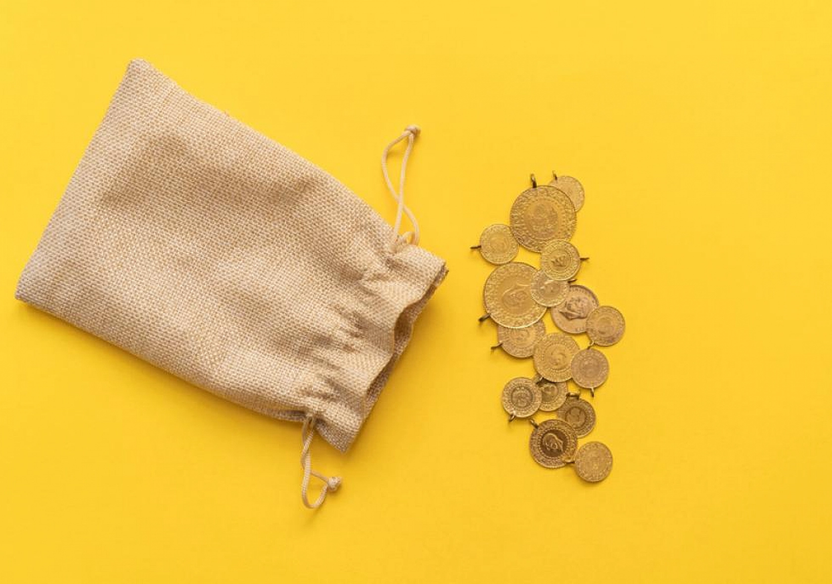 Yükselişini sürdüren altının gram fiyatı 1.974 lirada işlem görüyor