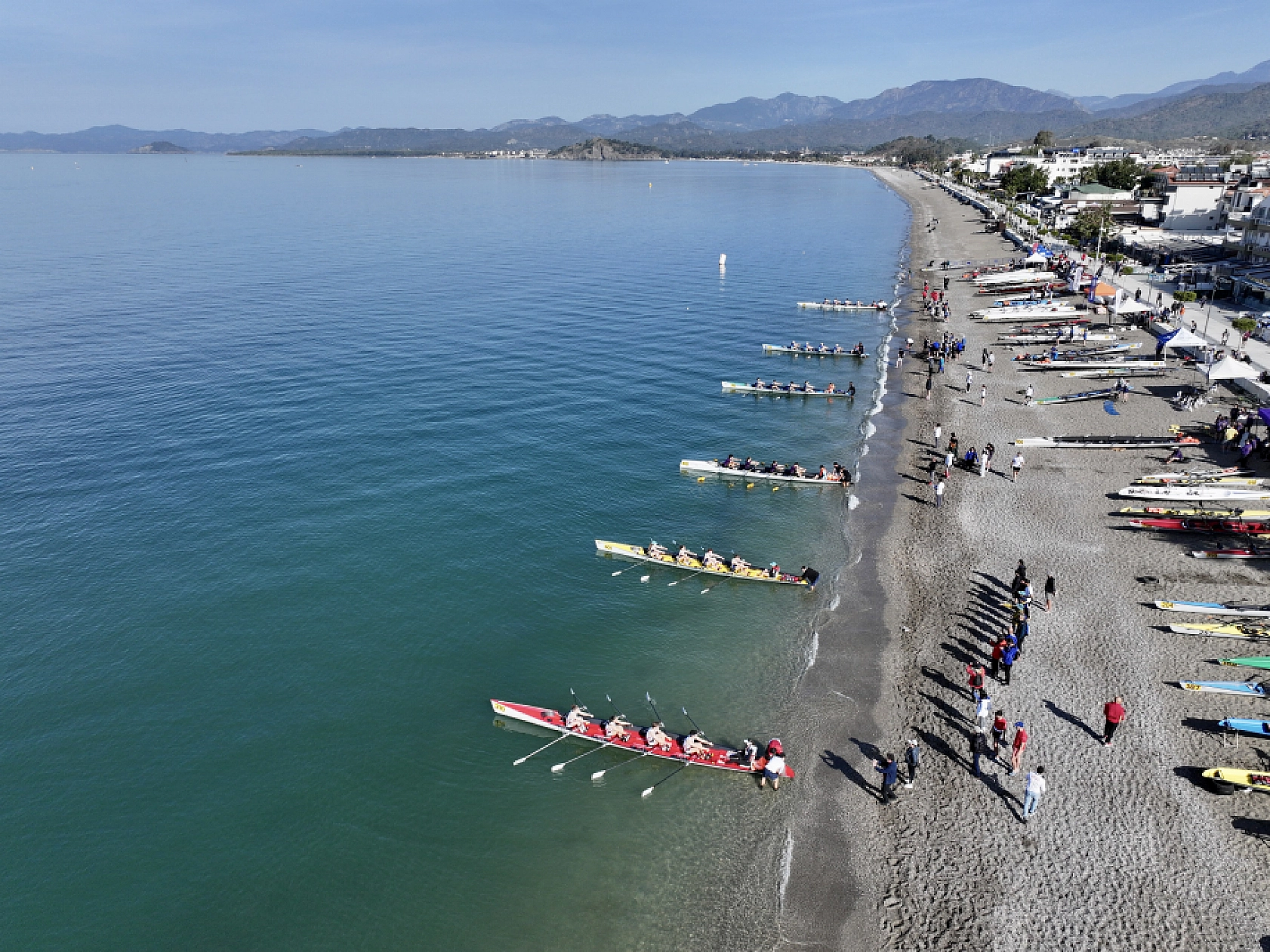 Fethiye'de uzun mesafe deniz küreği Türkiye kupası yarışları devam ediyor