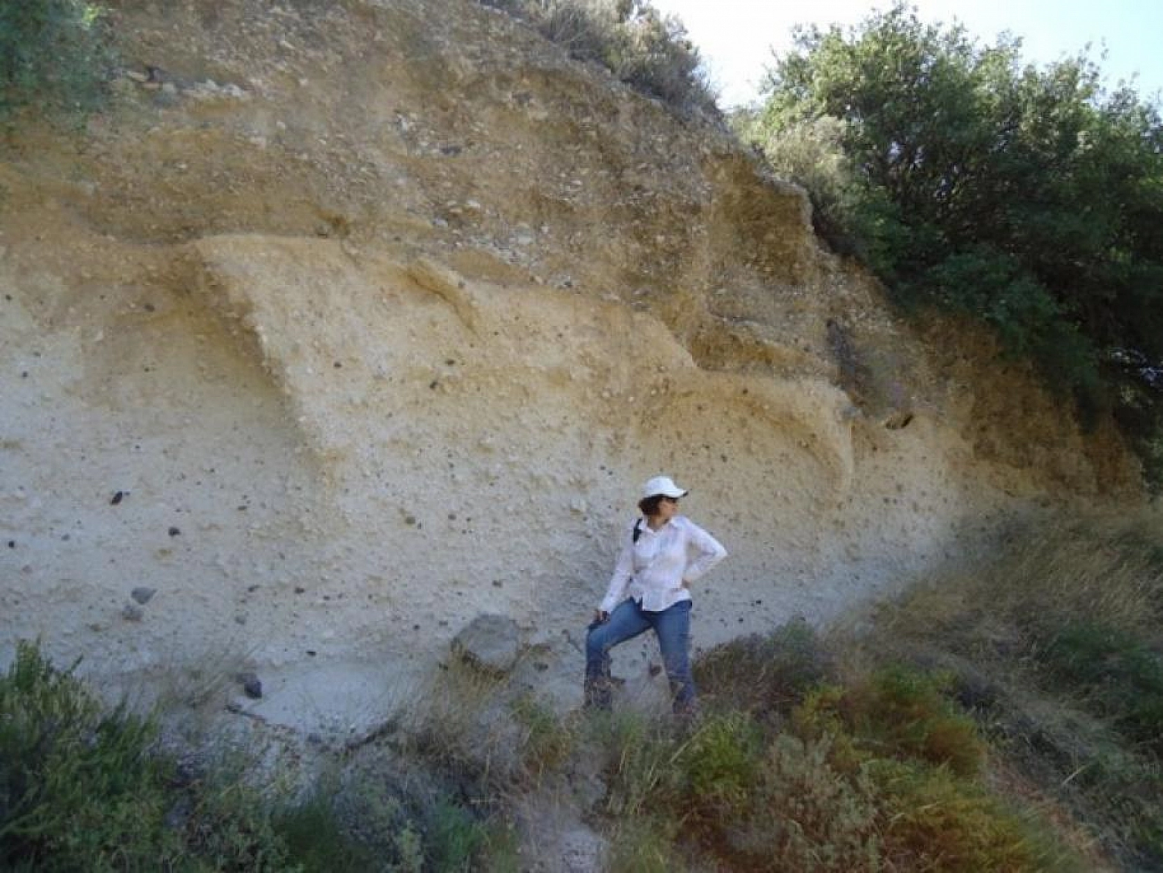 Bu volkan halen aktif olduğu yönünde belirtiler taşıyor