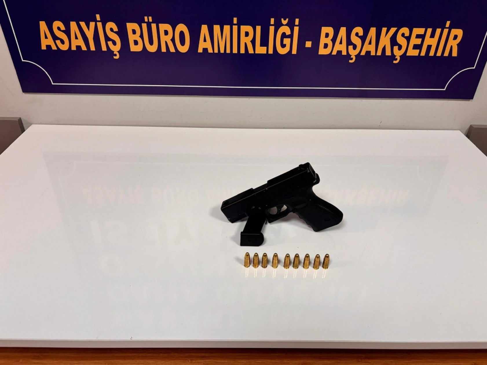 Takıntılı sapık adres değiştirmesine rağmen bulduğu eski kız arkadaşına kurşun yağdırdı