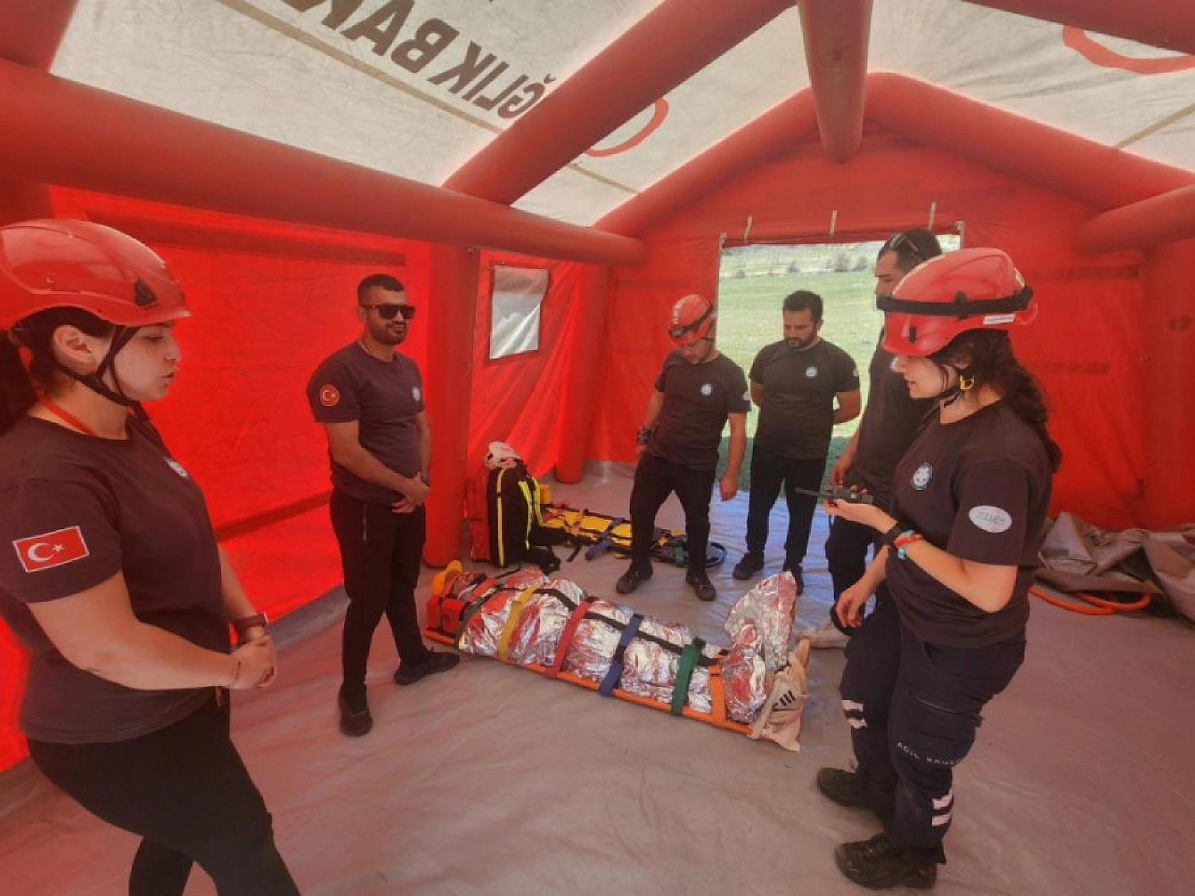 Muğla'da UMKE ekiplerinden nefes kesen tatbikat