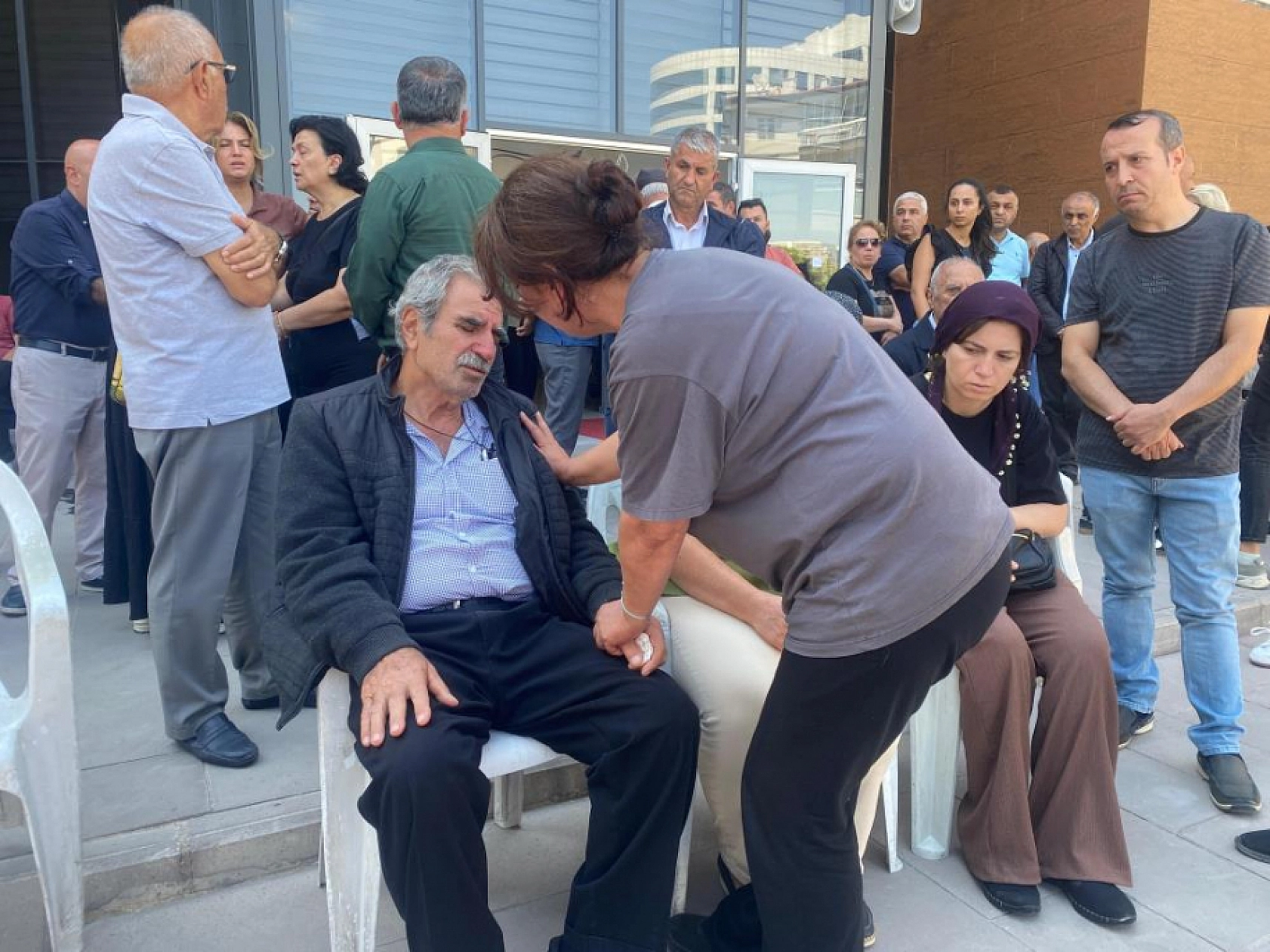 Katledilen kadını kocası tutmuş, kayınpederi kesmiş