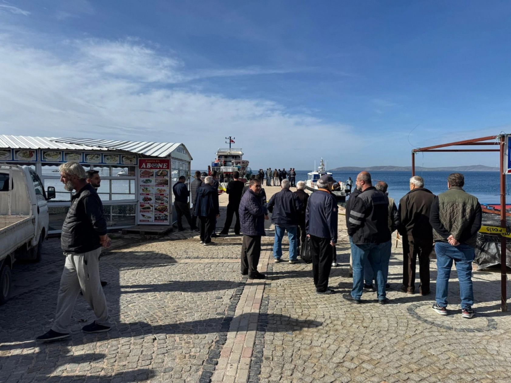 Denizde erkek cesedi bulundu