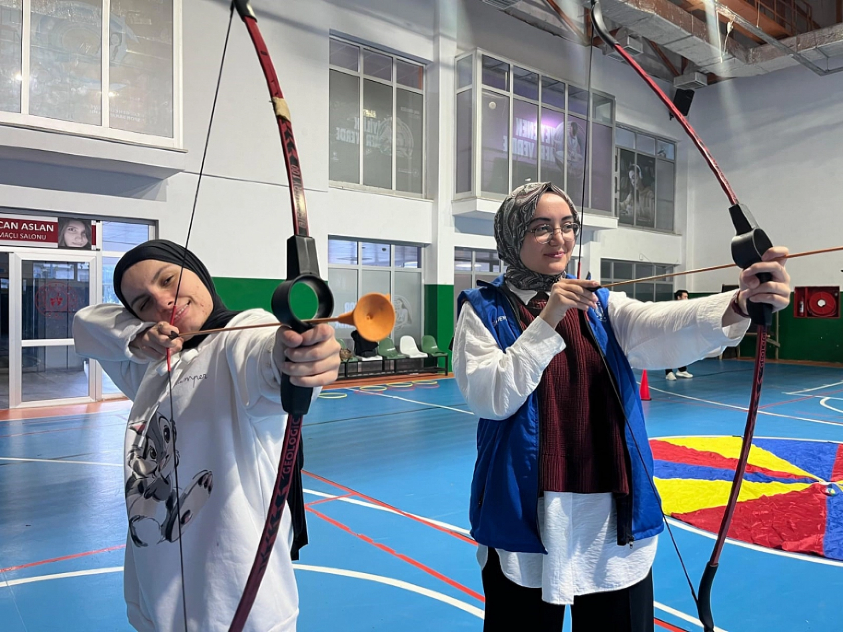 Muğla'da gençler festivalde buluştu