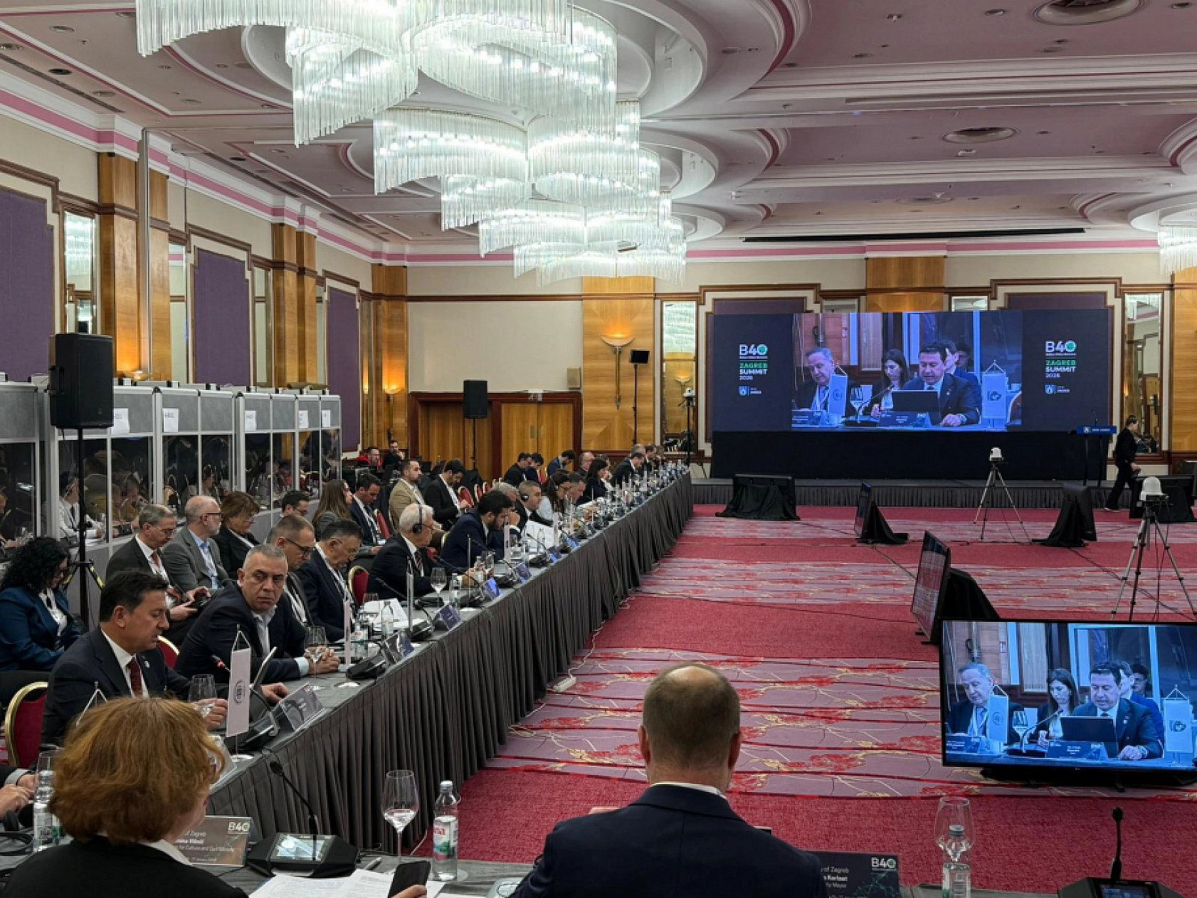 Muğla'ya Balkanlardan Güçlü Temsil! Muğla Büyükşehir B40 Yürütme Kurulu'na Girdi