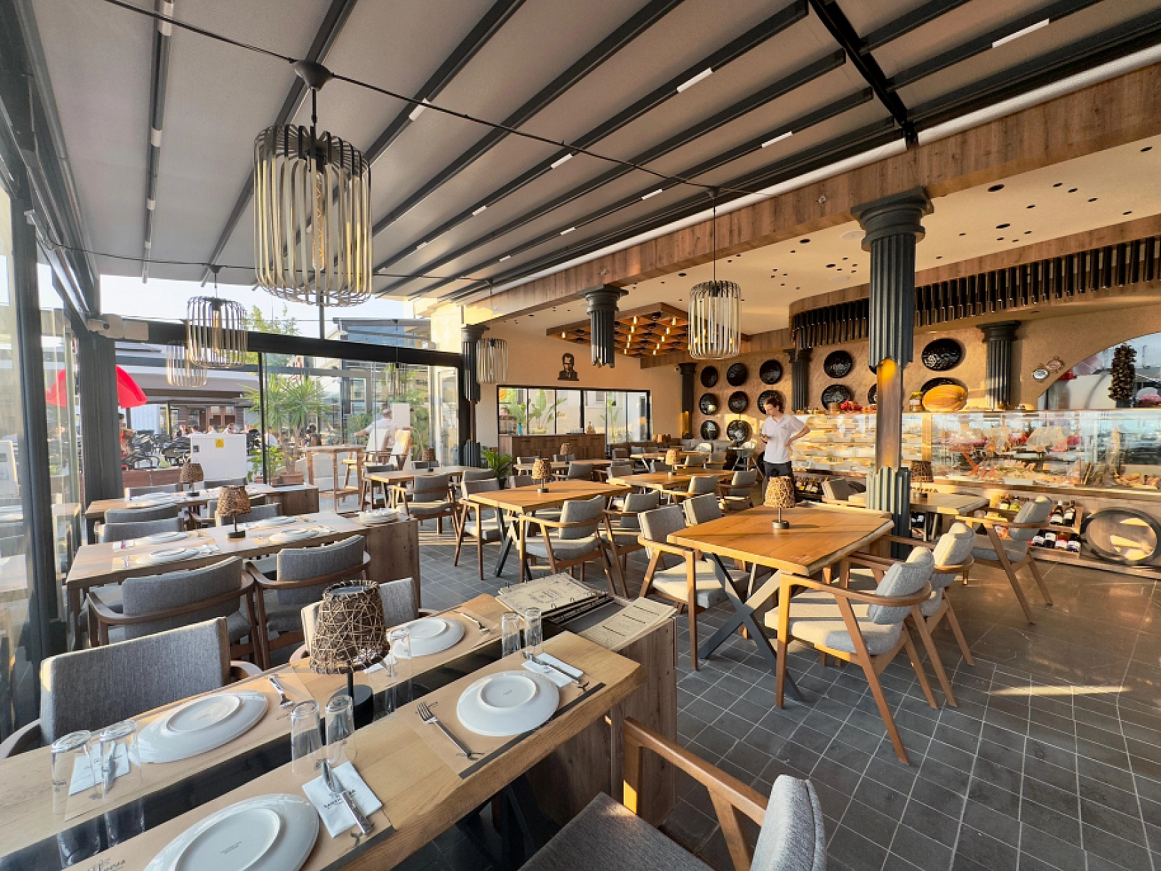 Sardunya Et&Balık Meze Restaurant: Çalış Plajı'nın Kalbinde Akdeniz ve Ege Lezzetlerinin Yeni Adresi