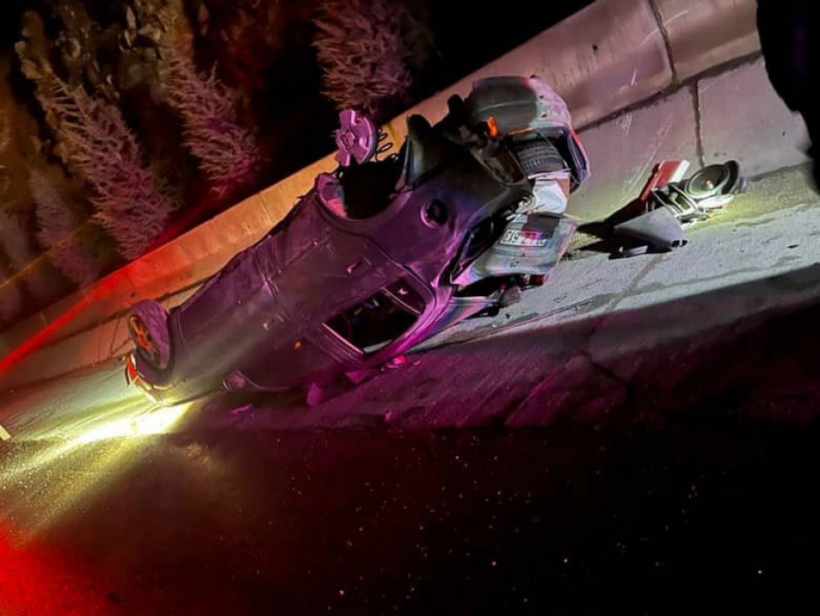 Kontrolden çıkan araç takla attı: 3 yaralı