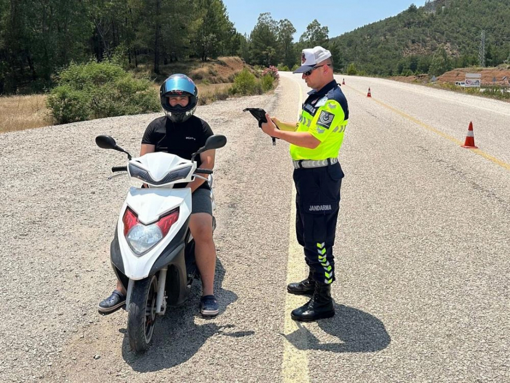 Bayram tatilinde Muğla'da 90 motosiklet trafikten men edildi