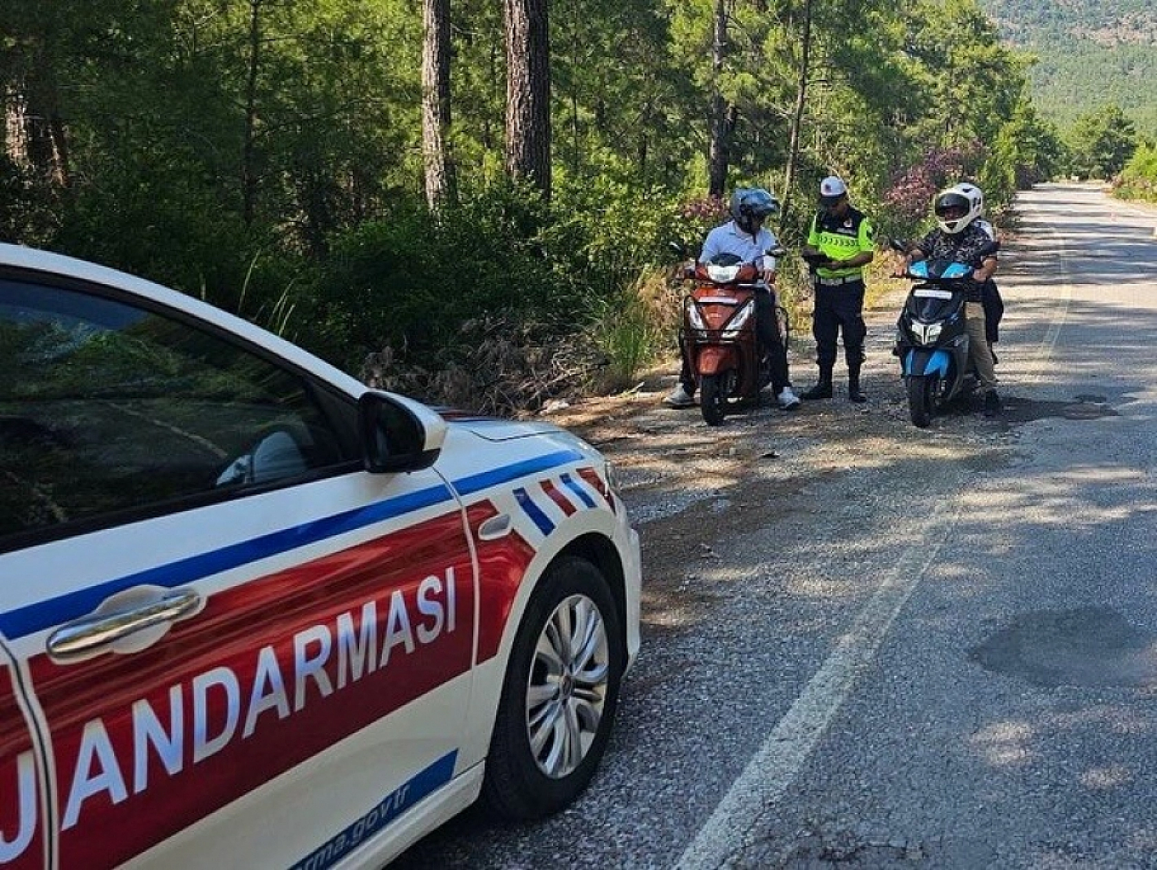 Bayram tatilinde Muğla'da 90 motosiklet trafikten men edildi