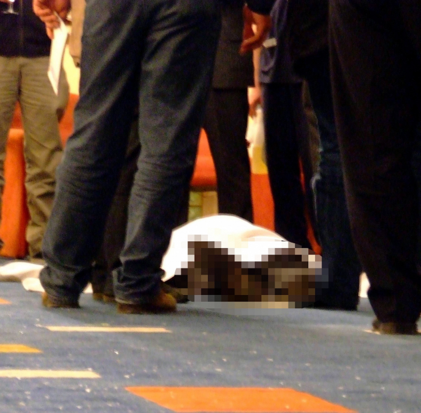 Firari katil, 18 yıl sonra çöp atarken aynı polislere yakalandı