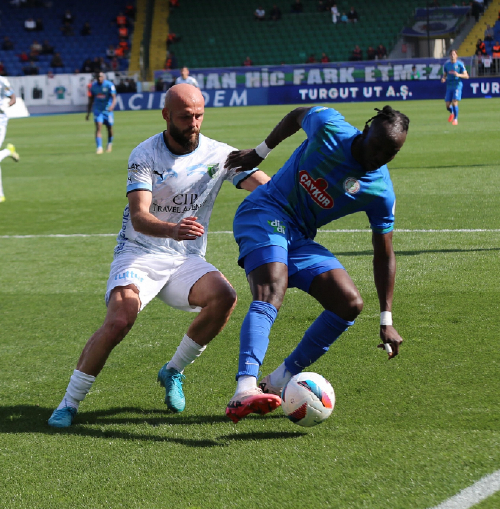 Bodrum FK, Rize deplasmanında 3 puanı 2 golle aldı