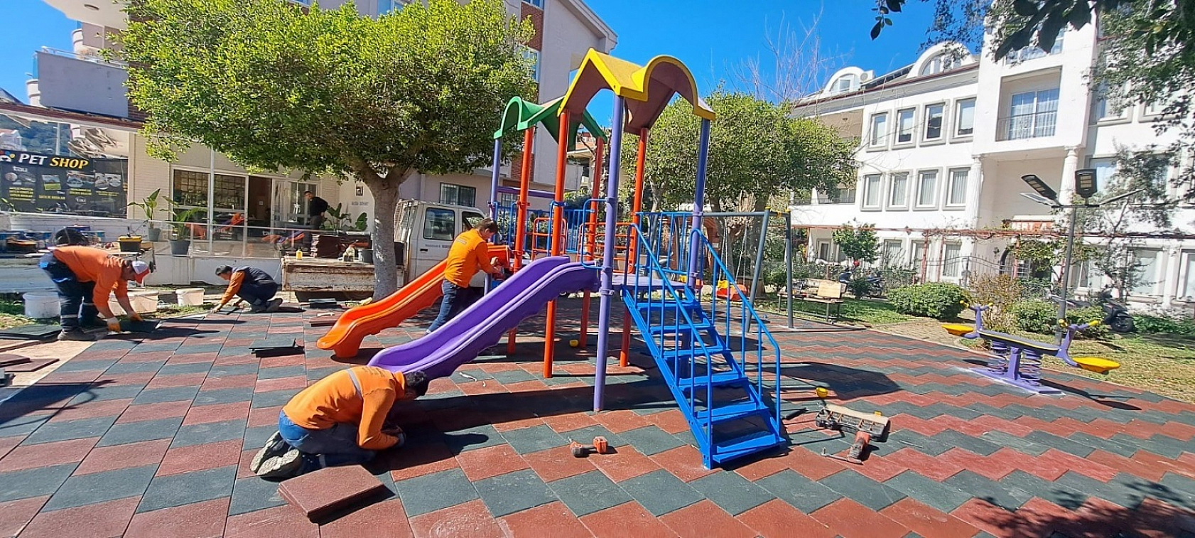 Marmaris'teki parklar yenileniyor