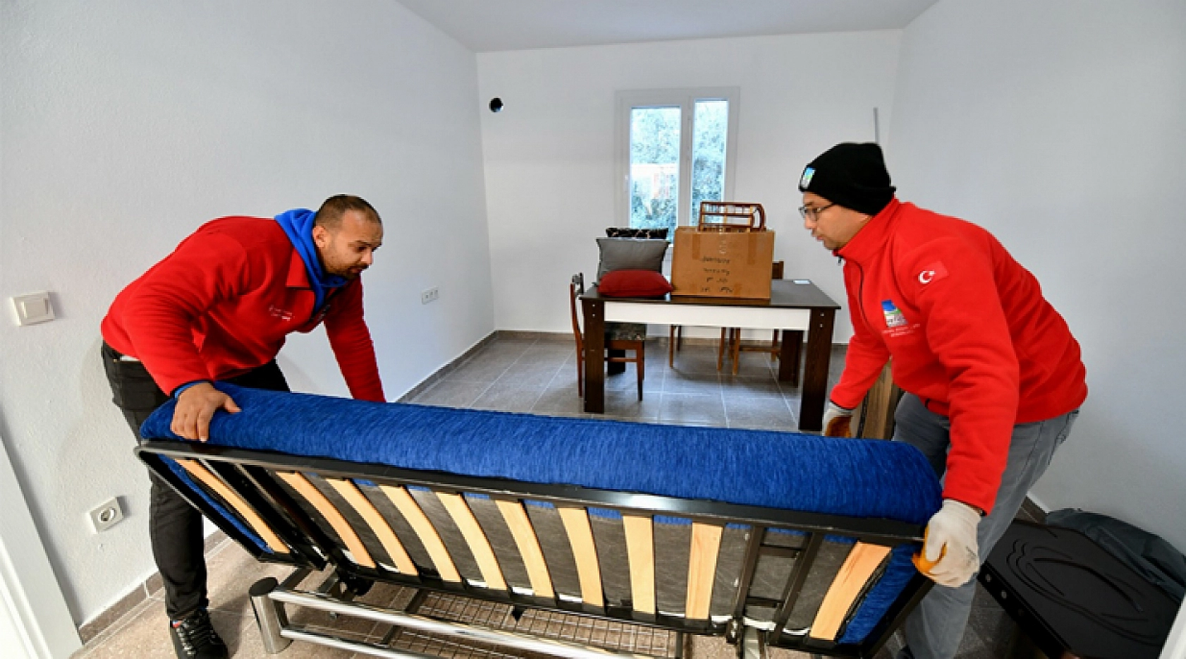 Fethiye Belediyesi Yardıma Muhtaç Ailelerin Yanında