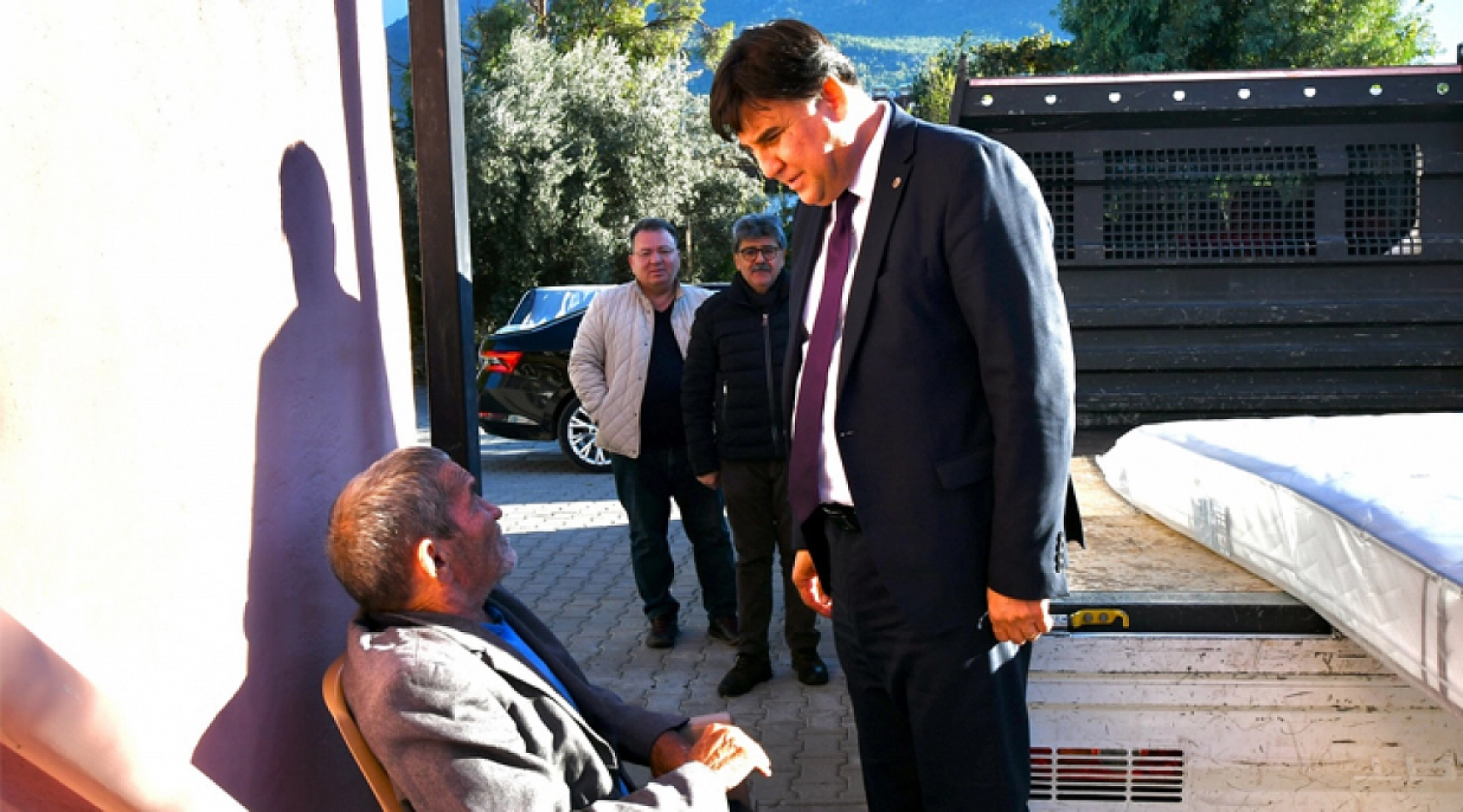 Fethiye Belediyesi Yardıma Muhtaç Ailelerin Yanında