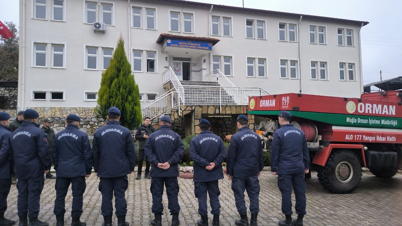 Yerkesik'te Jandarma personeline yangın önleme ve söndürme eğitimi verildi