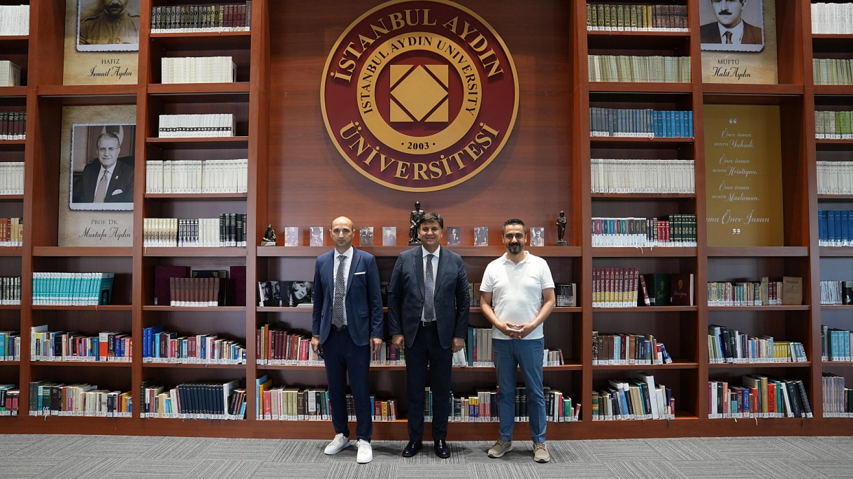 Fethiye Belediye Başkanı Alim Karaca'dan İstanbul Aydın Üniversitesi'ne Ziyaret