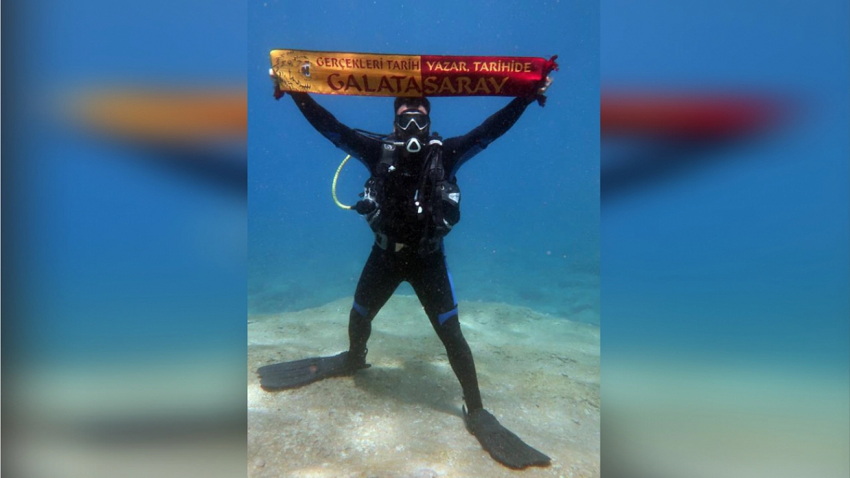 Fethiye'de dalgıçlardan deniz altında şampiyonluk kutlaması