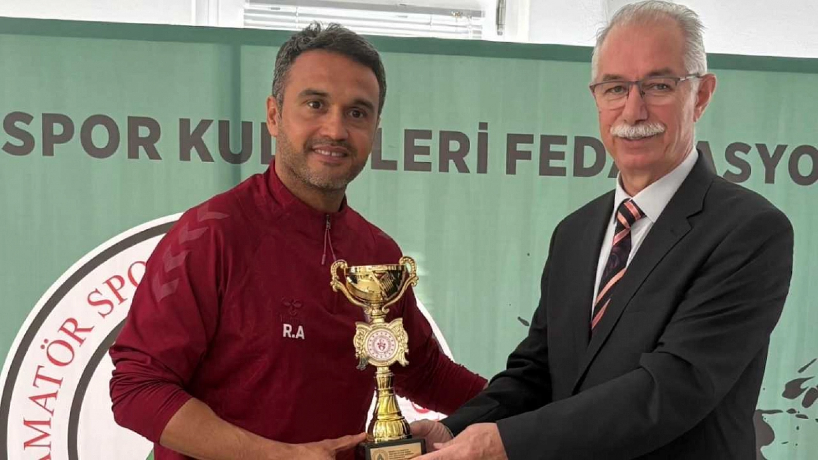 Muğla Amatör Spor Kulüpleri sezonun en başarılı kulüp ve sporcularını ödüllendirdi