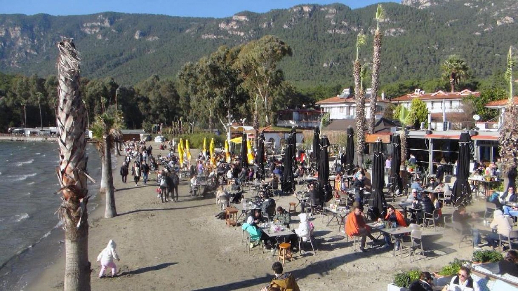 Sahillerde yazdan kalma günler