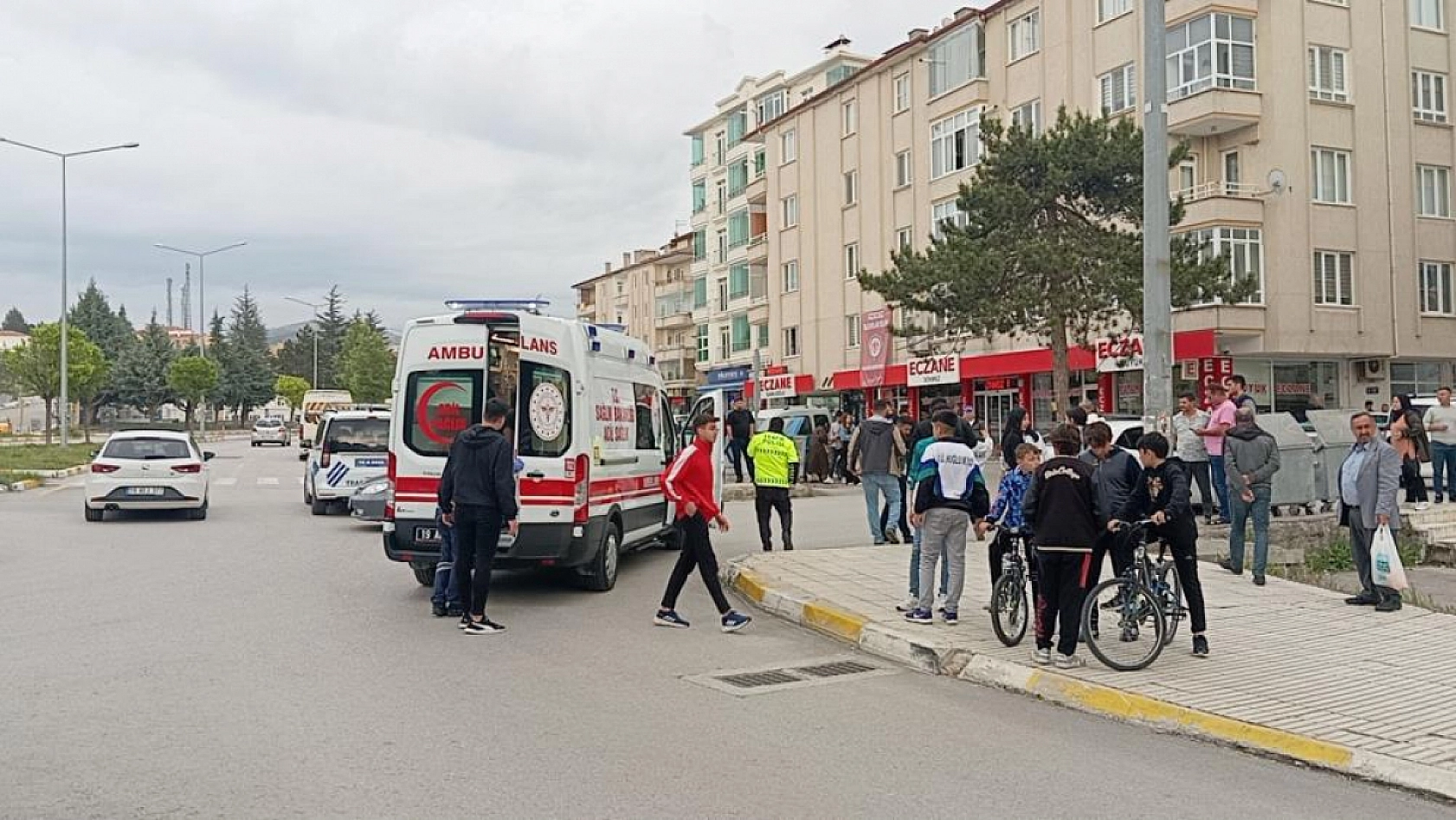 Kız arkadaşı ile tartışan gruba ateş açtı: 1 çocuk yaralandı
