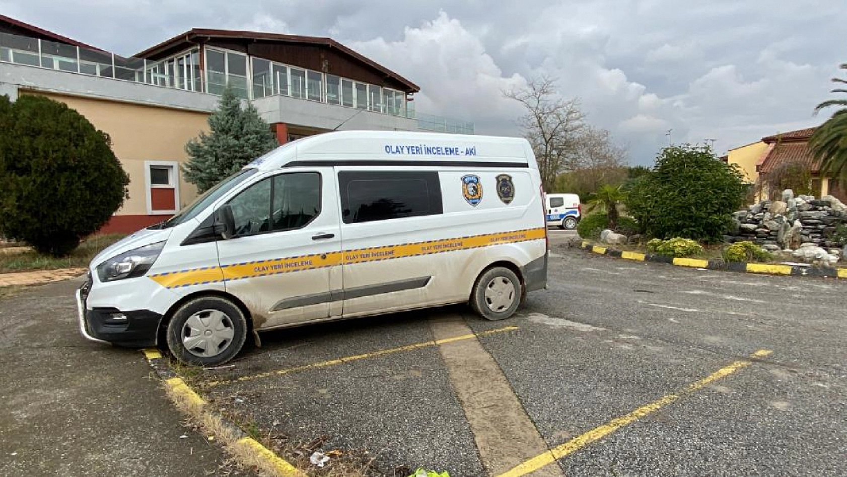 Denizde elleri ve ayakları bağlanmış erkek cesedi bulundu