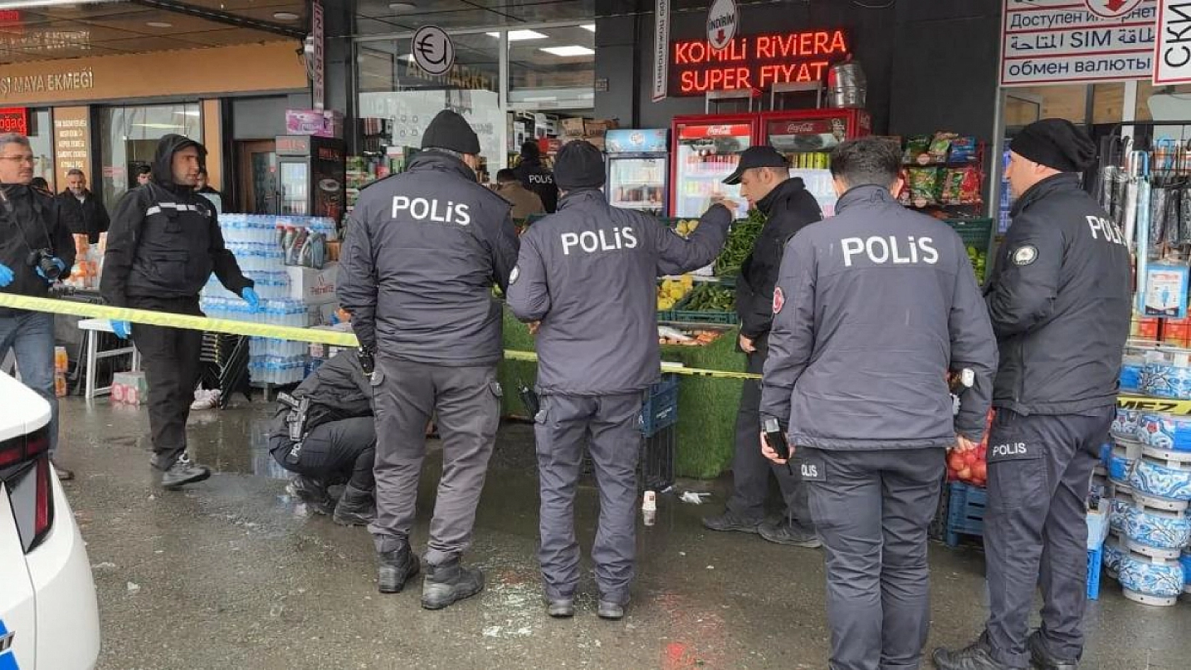Rizeli anne, oğlunu 'darp etti' diye market çalışanını silahla vurdu