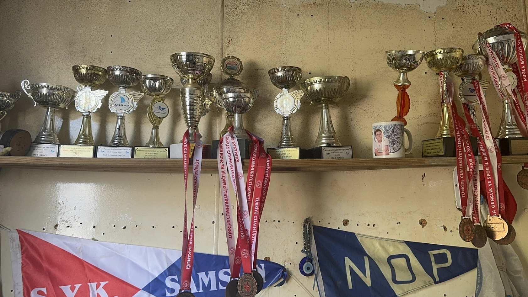 Marmaris'in minik yelkencileri Türkiye şampiyonasına hazırlanıyor