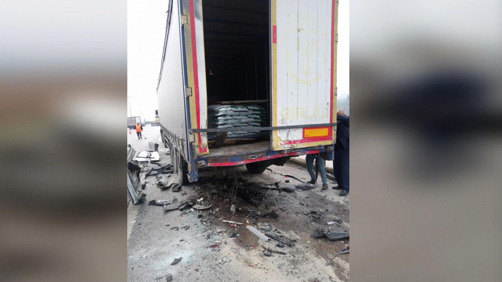 İzmir-Aydın Otoyolu'nda dehşet! Genç sürücü hayatını kaybetti