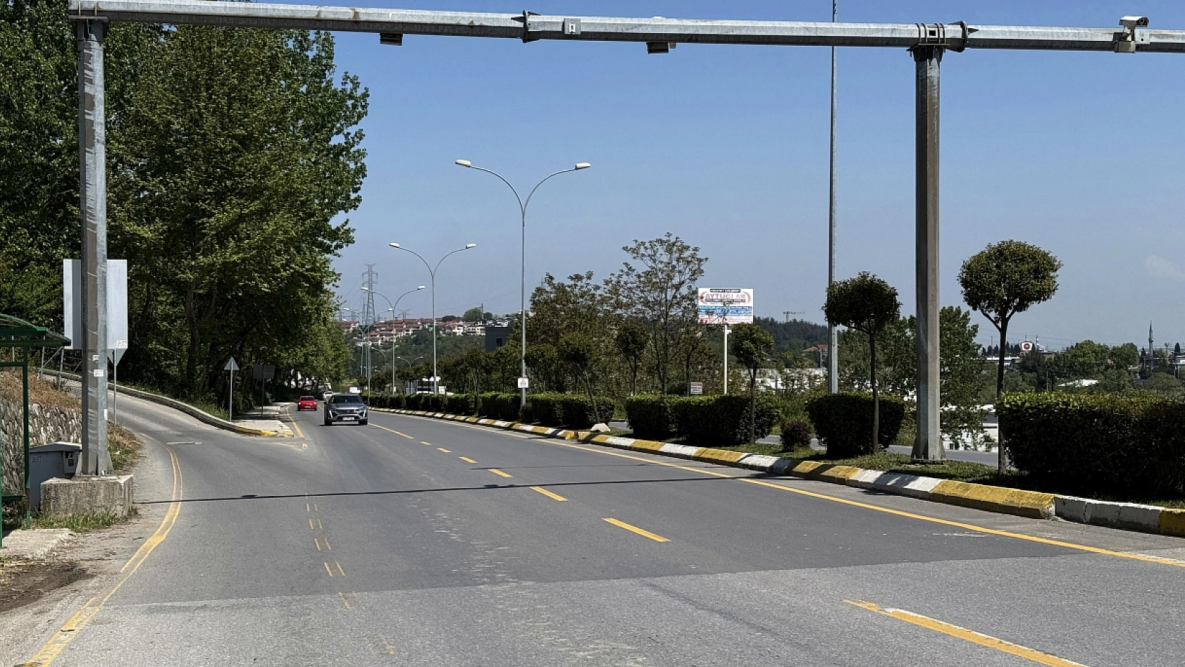 Düğün konvoyunda akıl almaz görüntü