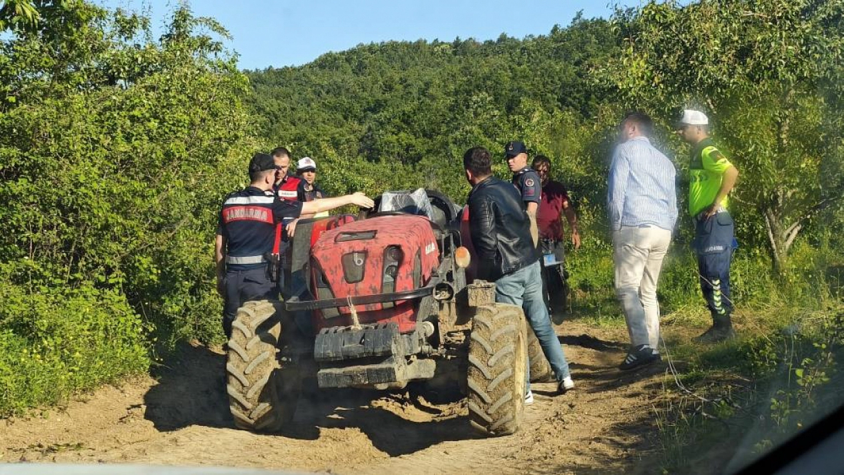 Traktör kazası:  7 yaşındaki çocuk yaşamını yitirdi