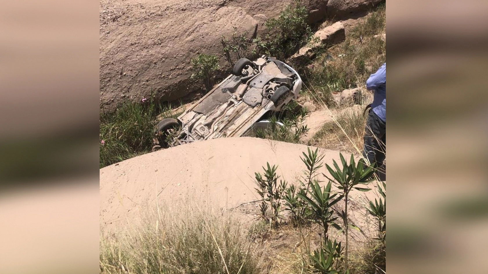 Otomobil şarampole yuvarlandı: 1 ölü, 3 yaralı